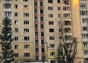У Львові влучання у житловий будинок, пошкоджено школи та дитячий садок: одна людина загинула