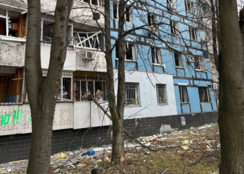 В Днепре из-за ракетного удара повреждены 2 школы, библиотека и 2 амбулатории – Дніпро