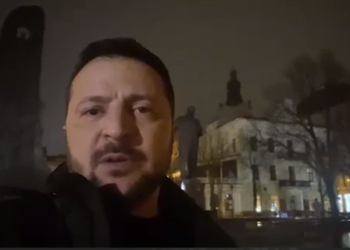 Зеленський відвідав Львів та записав історичне звернення біля пам’ятника Шевченку