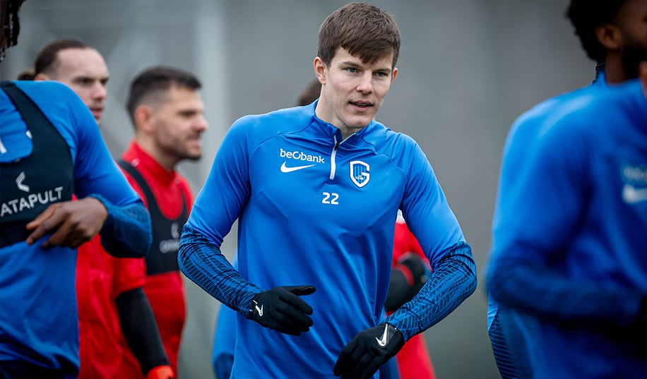 Генк втратив перемогу після дебютного виходу Соболя. Команда догравала вдев'ятьох