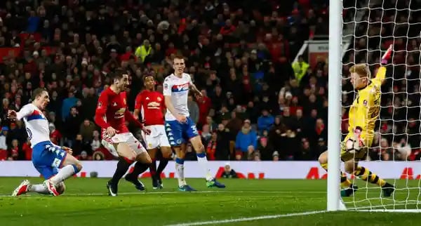 Манчестер Юнайтед без проблем забезпечив собі вихід до 4 раунду Кубка Англії