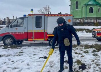 Міну знайшли на кладовищі біля Зборова