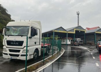 На кордоні України з Польщею стоять близько тисячі вантажівок | АВТО НОВИНИ |