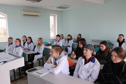 Одеські волонтери та медики продовжують роботу з популяризації донорства крові та здорового способу життя в молодіжному середовищі