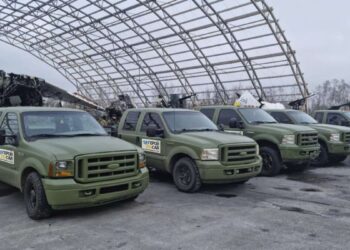 Пікапи для ЗСУ хочуть звільнити від мит та податків | АВТО НОВИНИ |