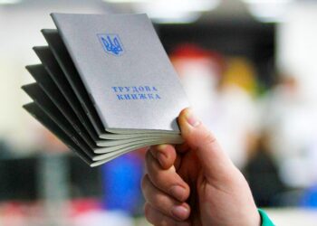 Почему жителям Днепра могут не засчитать часть пенсионного стажа: ТОП- 6 причин и что делать – Дніпро