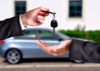 Попит на євробляхи в Україні побільшало: які машини купують під час війни | АВТО НОВИНИ |