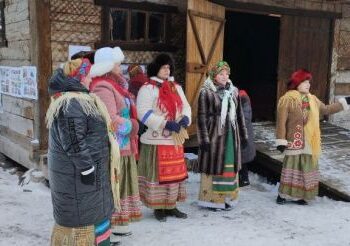 Працівники Шевченківського національного заповідника з’їздили на гостини у Мошни — Новости Черкасс