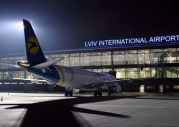 Садовий заявив, що відкрити у Львові аеропорт під час війни можливо