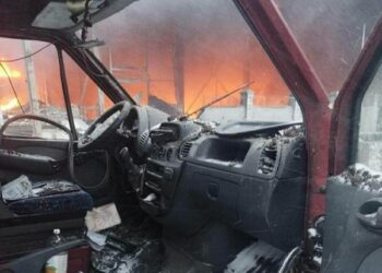 У лікарні Дніпра рятують двох хлопчиків, яких було поранено у маршрутці під час ракетної атаки у Новомосковську |  Дніпро