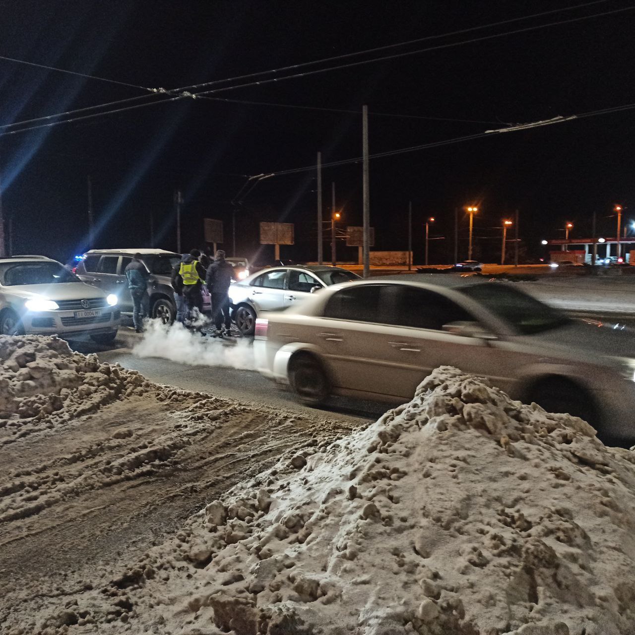 Новости Днепра про В Днепре на кольце ж/м Победы произошло ДТП: собирается пробка