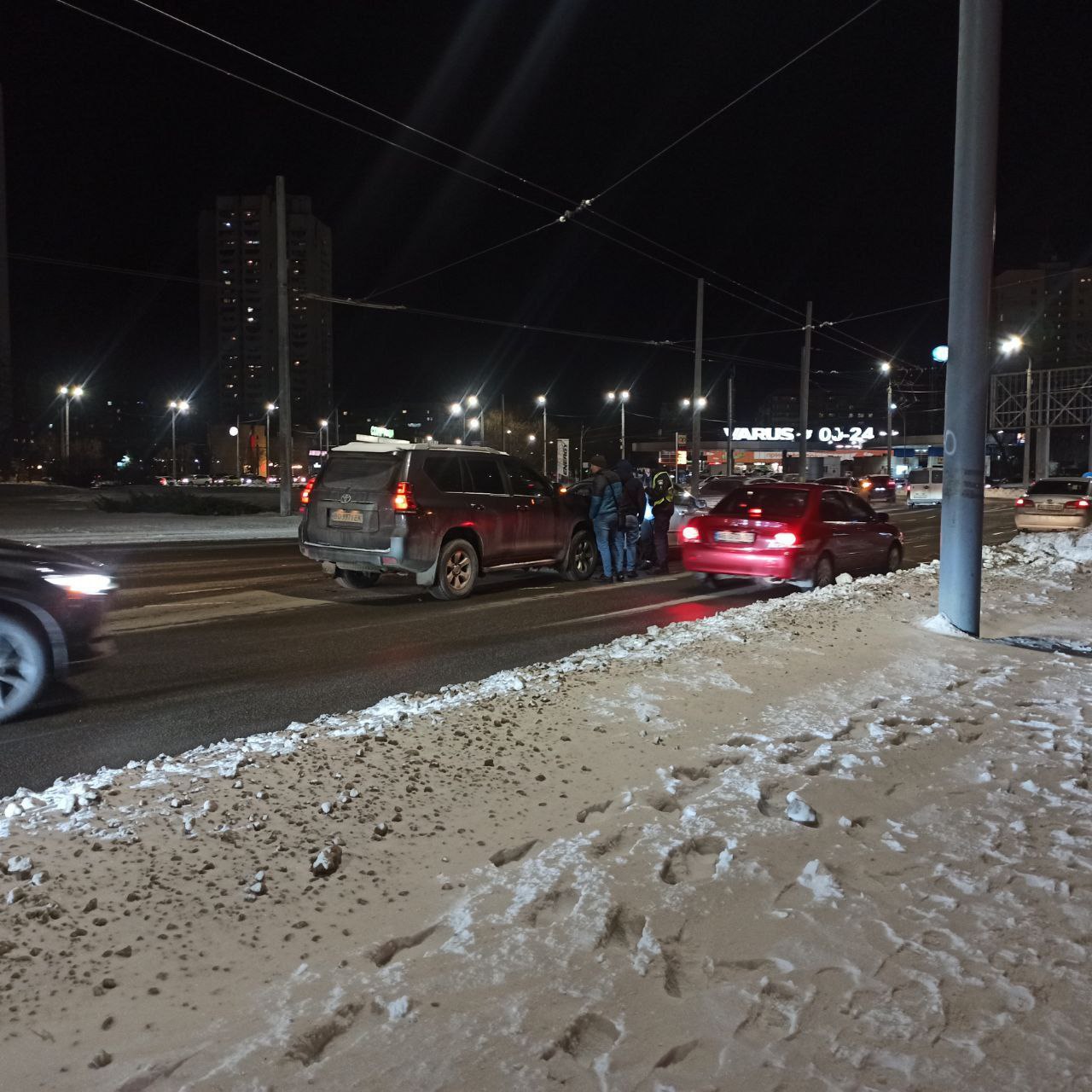 Новости Днепра про В Днепре на кольце ж/м Победы произошло ДТП: собирается пробка