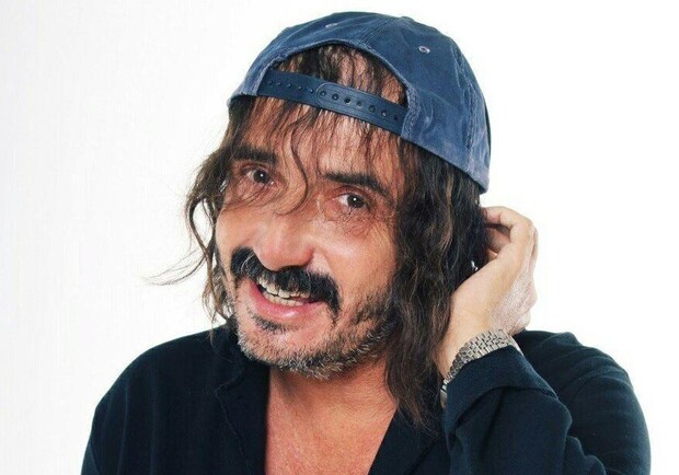 В Одессе скончался сценарист проекта "Голые и смешные" Евгений Хаит. 