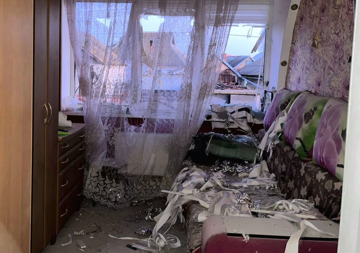 Новости Днепра про В Синельниковском районе ракета попала около частного дома: что известно