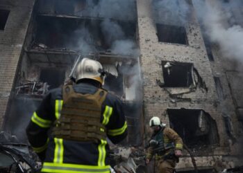 Внаслідок російської ракетної атаки на Київ постраждали 54 людини, а двоє – загинули