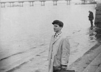 Залишився останній проліт: в мережі показали рідкісну світлину з будівництва Центрального мосту у Дніпрі |  Дніпро