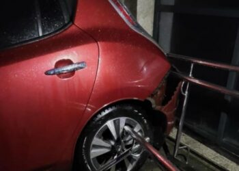 Житель Днепра силой отобрал автомобиль у мужчины, но через несколько метров попал в ДТП – Дніпро