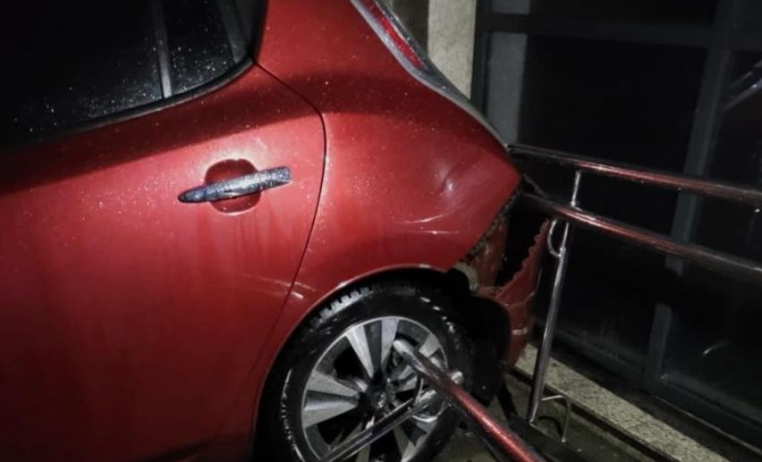 Новости Днепра про Житель Днепра силой отобрал автомобиль у мужчины, но через несколько метров попал в ДТП