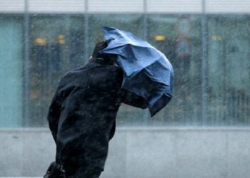 Февральские «сюрпризы»: в Днепр мчится сильный шторм – Дніпро