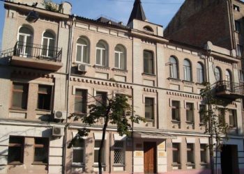 Київрада передала під забудову Будинок Родіна