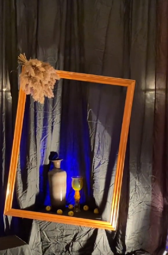 Новости Днепра про Лемуры, мишка с крыльями и Эйфелева башня: ТОП фотолокаций ко Дню святого Валентина в Днепре (ФОТО)