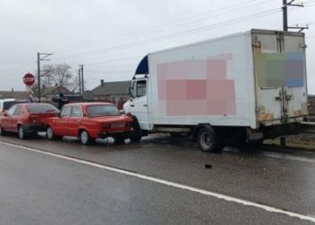 На дамбі трапилася ДТП за участю чотирьох автомобілів — Новости Черкасс