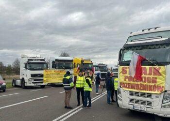 Польські фермери планують нову блокаду кордону з Україною