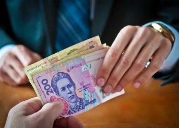 Посадовця Держпродспоживслужби впіймали на хабарі – йому дали 5,5 років в’язниці