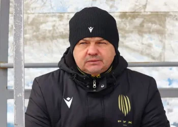 Тренер Руху розібрав матч із Поліссям | Футбол |