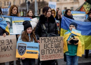У Львові рідні військовополонених вийшли на акцію підтримки. Фото