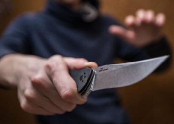 Ударив ножем у груди товариша чоловік на Тернопільщині
