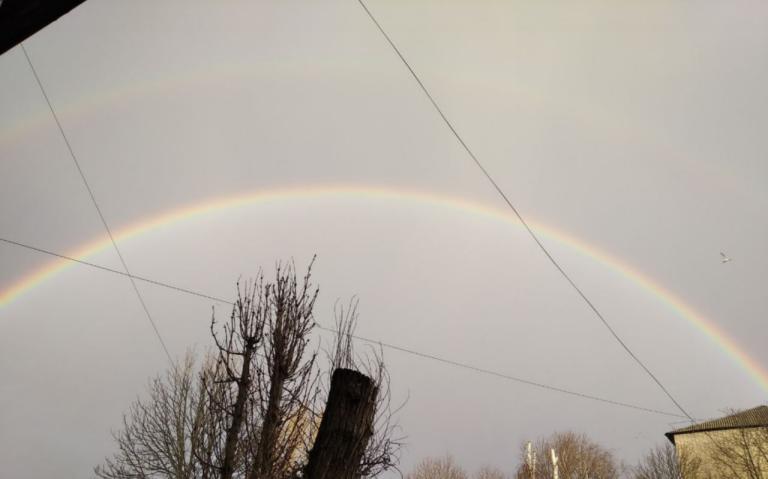 Новости Днепра про В Днепре после града появилась редкая зимняя радуга (ВИДЕО)