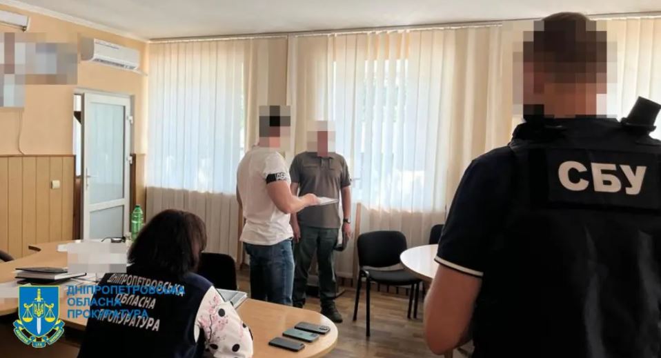 Новости Днепра про В Днепре задержан на взятке экс-начальник исправительной колонии