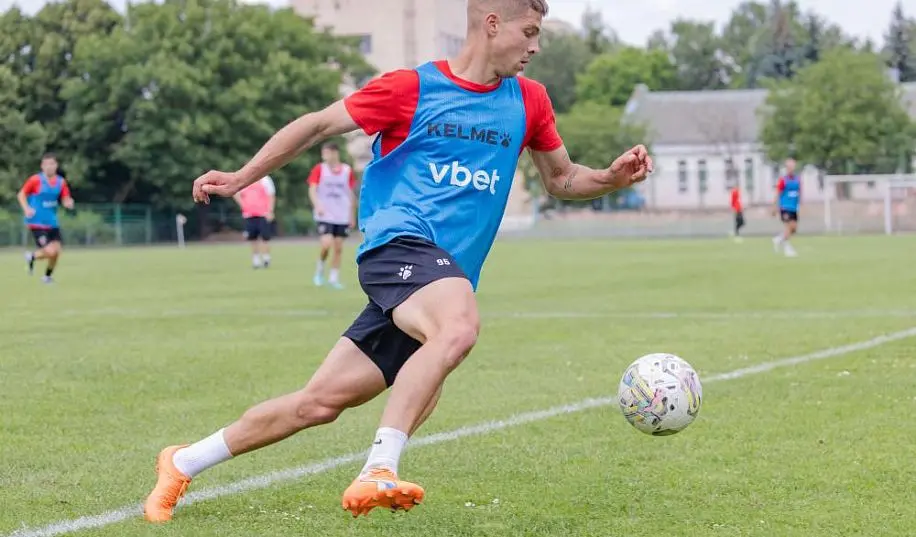 Фулбек Вереса: «Приємно, коли є увага з боку тренера збірної України»