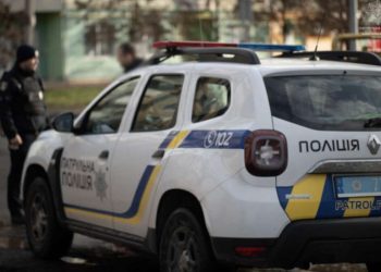 Автомобіль-магніт для поліції: 6 ознак, які гарантують зупинку | АВТО НОВИНИ |