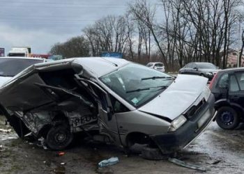На Львівщині у ДТП травмувалися троє людей та дитина — Львівщіна