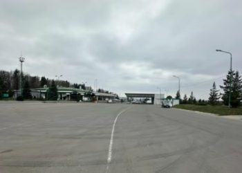 Польські фермери припинили пропуск усіх вантажівок на пункті перетину кордону