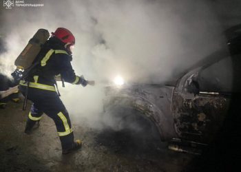 Пожежа автомобіля виникла на Тернопільщині