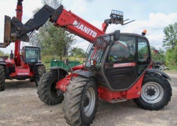 Пожежа у Жовнівці – згорів навантажувач Manitou