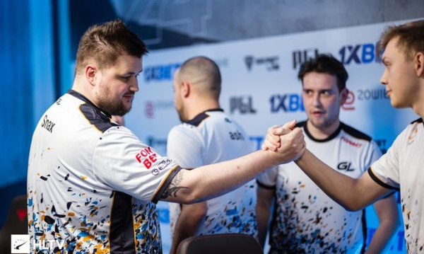 Російська команда 9 Pandas пропустить мейджор через проблеми з візами