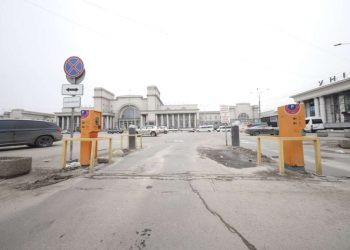 У Дніпрі на паркувальному майданчику на площі Вокзальній проводитимуть ремонт | АВТО НОВИНИ |