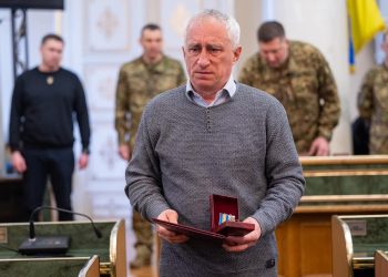У Львові посмертно нагородили нацгвардійців. Фото дня