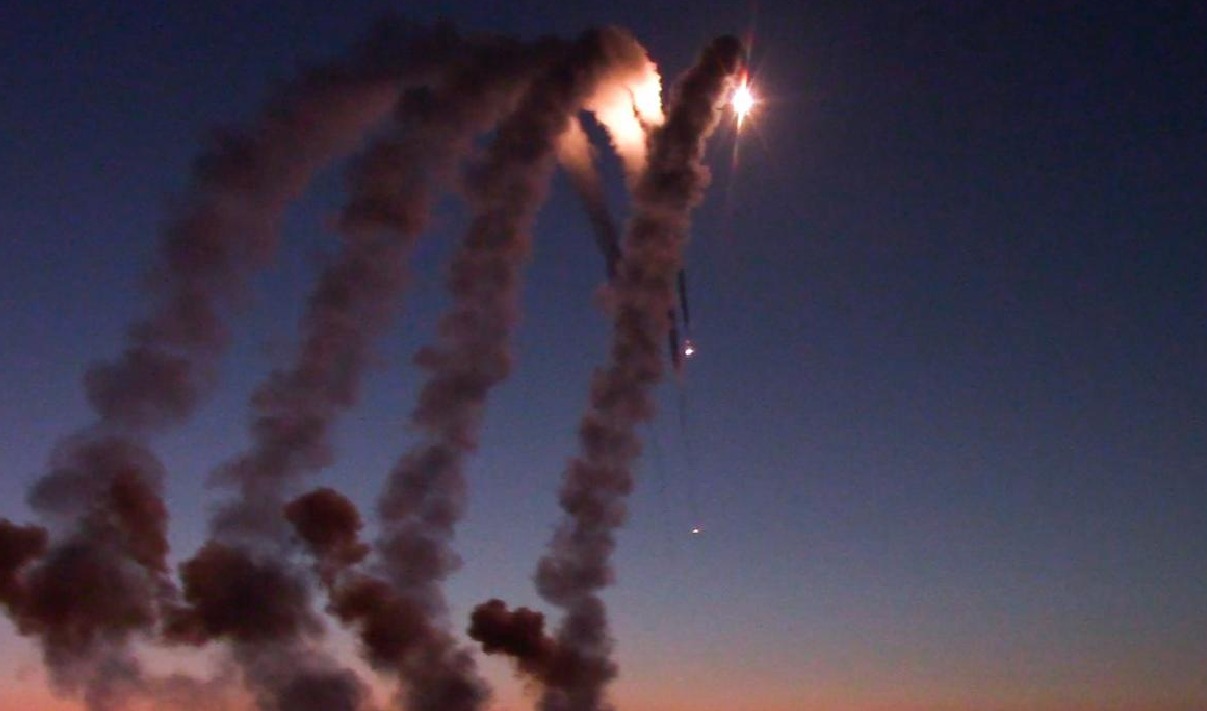 Новости Днепра про Враг нанес удар по объектам топливно-энергетического сектора Украины, применив 99 ракет и БПЛА: сколько уничтожено