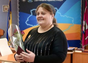 Жительку села Хутори нагороджено знаком «Мати – героїня» — Новости Черкасс