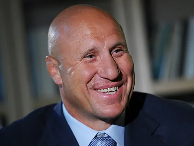 Глава спортивної боротьби росії проїхався по президенту МОК: «Залиш свою посаду»