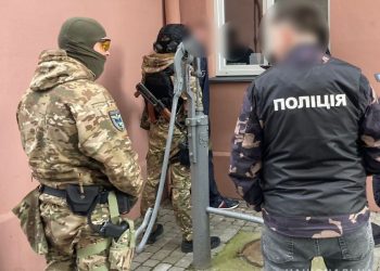 Бандити вимагали гроші у тернополянина і погрожували вбити
