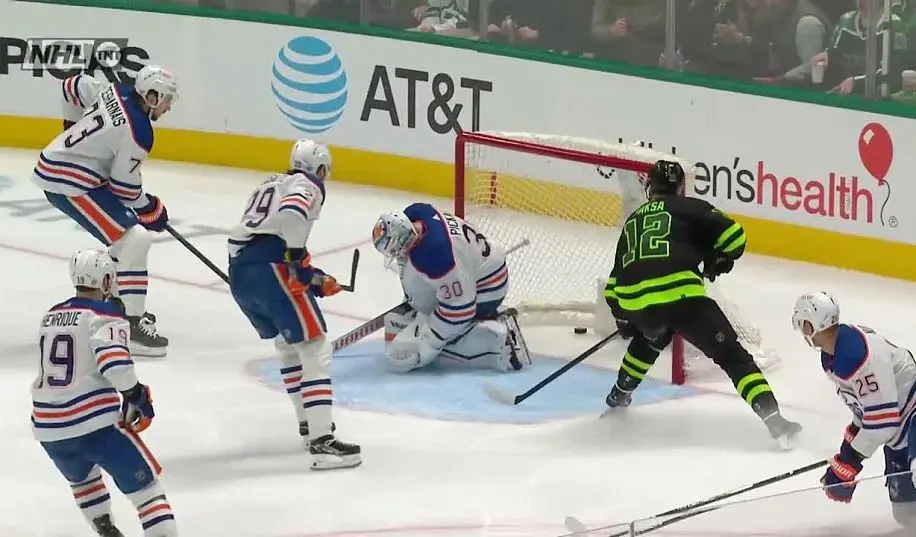 Даллас розгромив Едмонтон, Рейнджерс обіграли Нью-Джерсі