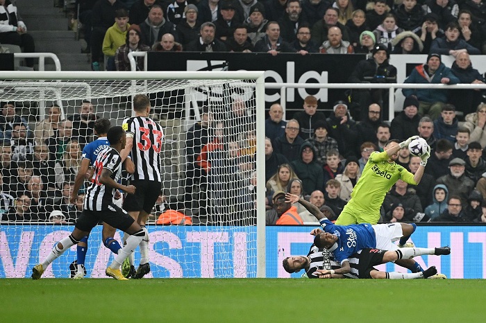 «Эвертон» вырвал ничью в матче 31 тура АПЛ против «Ньюкасла»