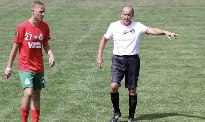 Микола Лиховидов – найстарший професійний футболіст у світі