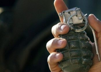 На Львівщині чоловік погрожував гранатою підірвати суд